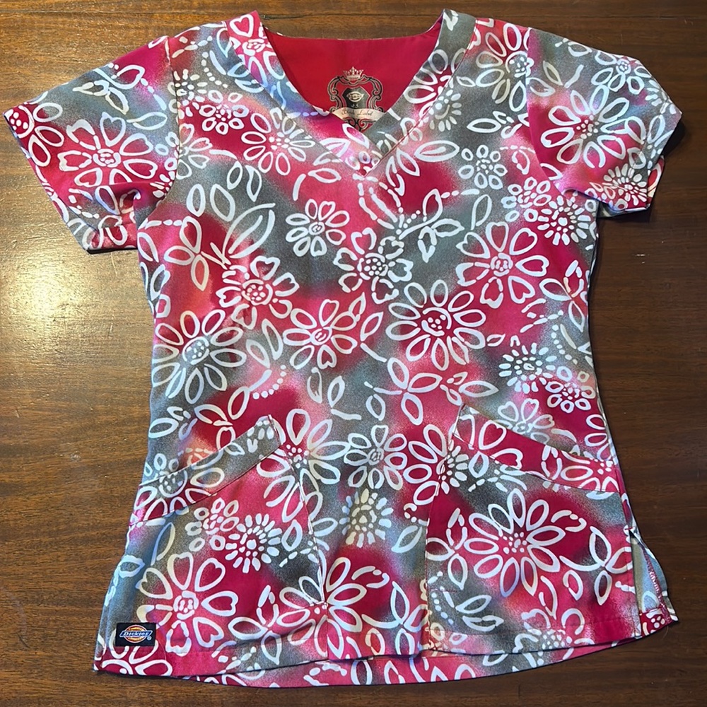 XS Dickies Black Label Women’s Scrub Top